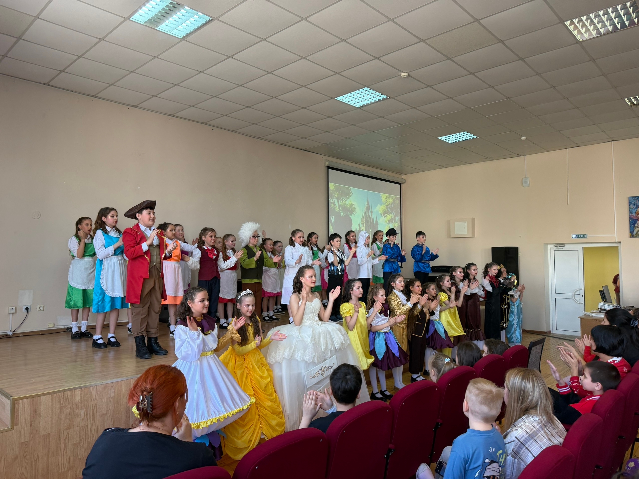 🎭✨ Магия театра, которая согревает сердца! 4